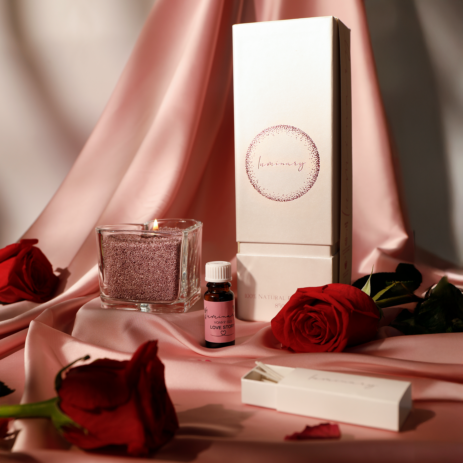 Valentinsky set - perličková sviečka + nádoba + éterický olejček